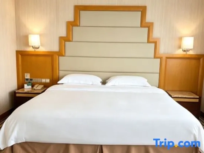 Deluxe Double Suite