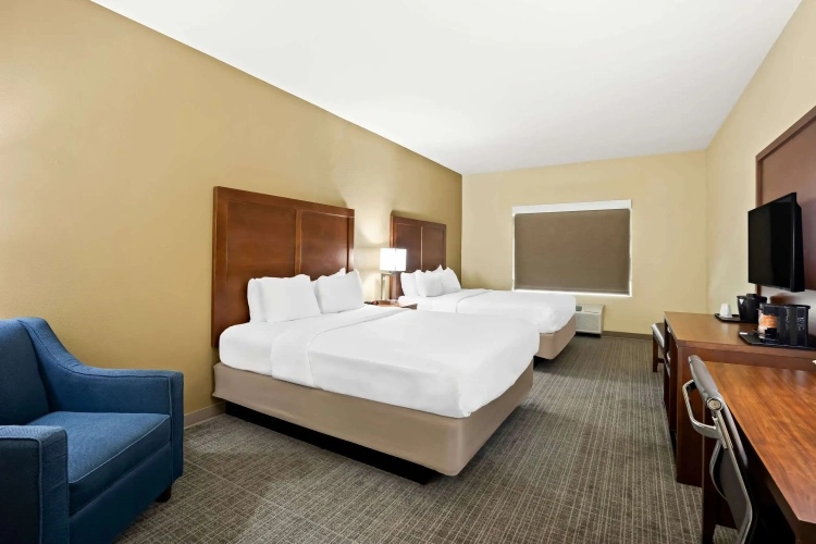 Standard Quadruple room