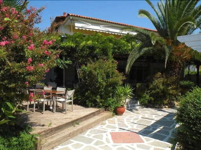 Ioli Apartments