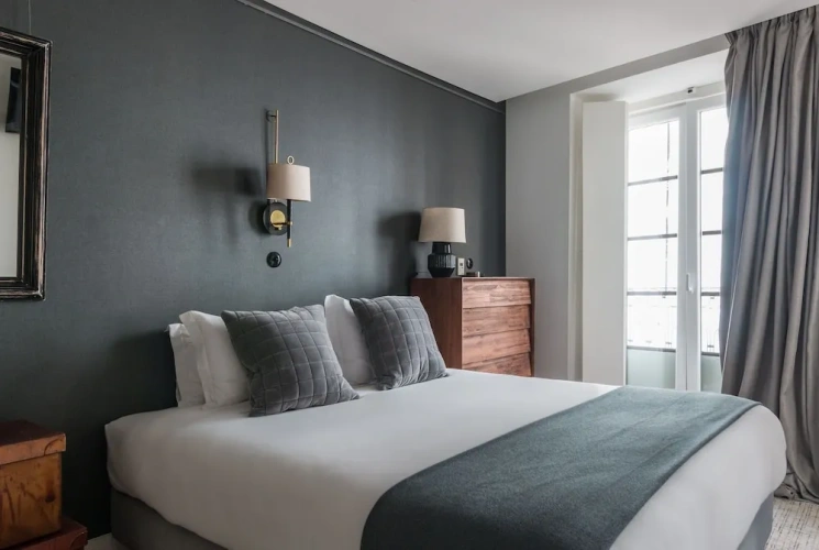 1 Bedroom Deluxe Apartment