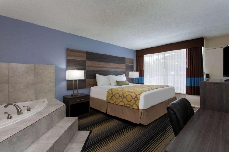 Quadruple Suite