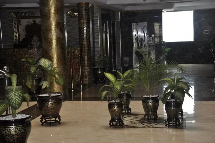 Biraj International Hotel