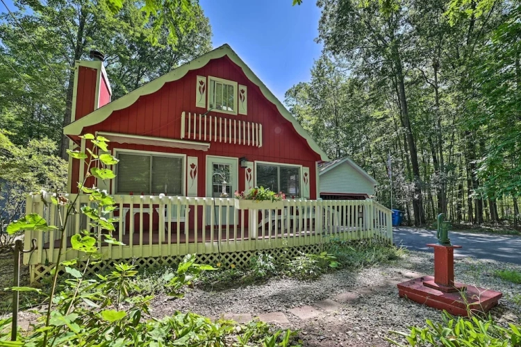 2 Bedrooms Cottage