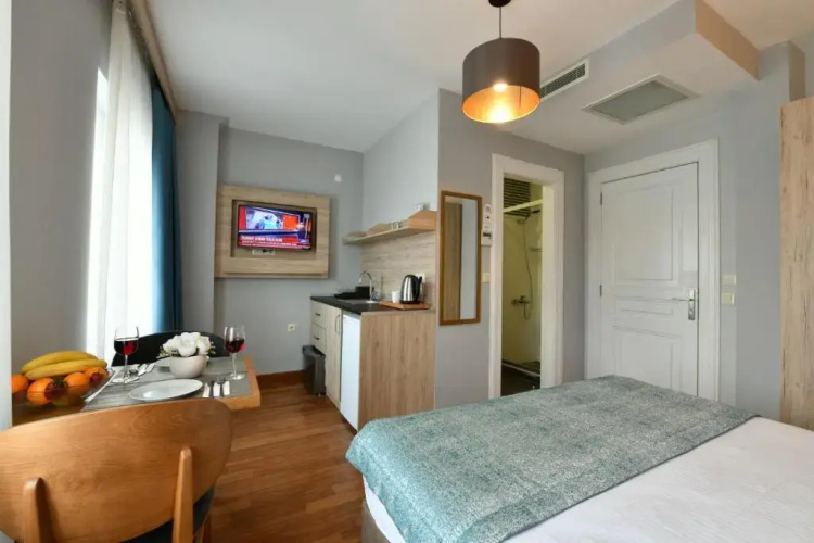 Andi Hotel