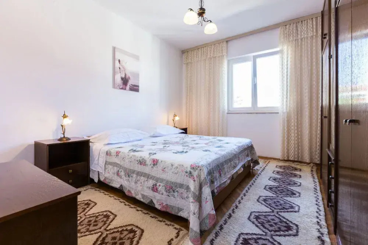 Lovely Leisure Apartments With Pool
