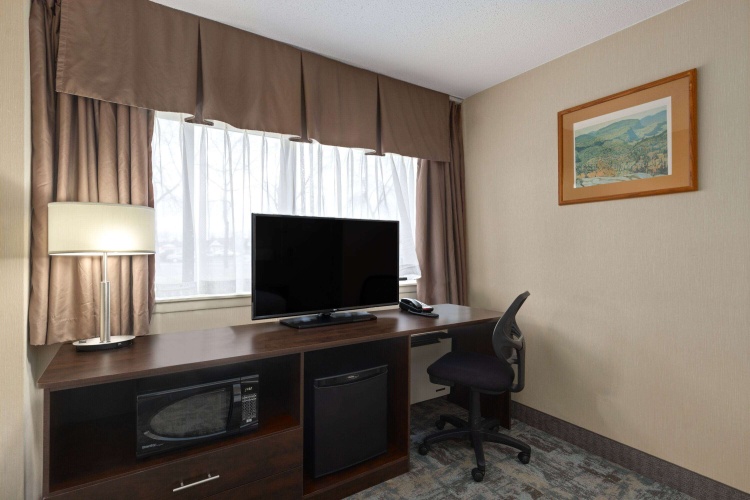 Travelodge By Wyndham Thunder Bay photo 6