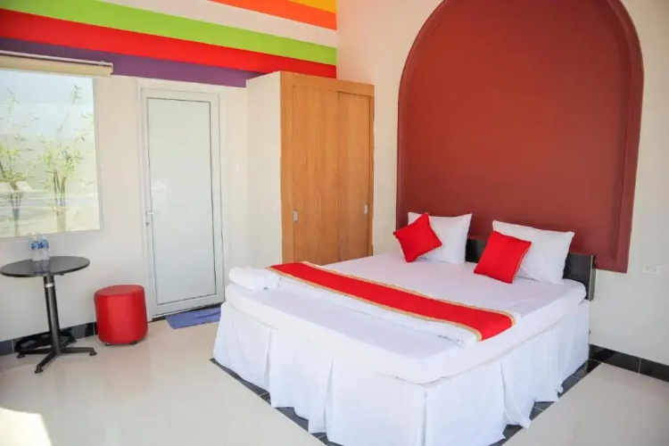 Fairy Hills Hotel
