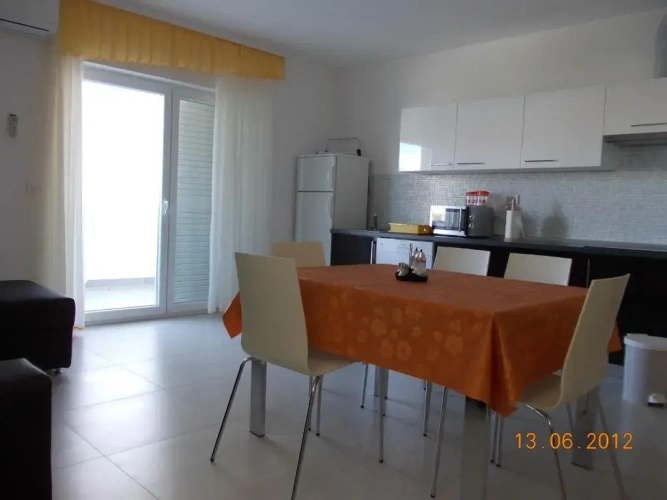 1 Bedroom Apartment with balcony
