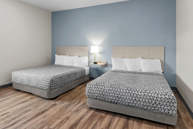 Quadruple Suite