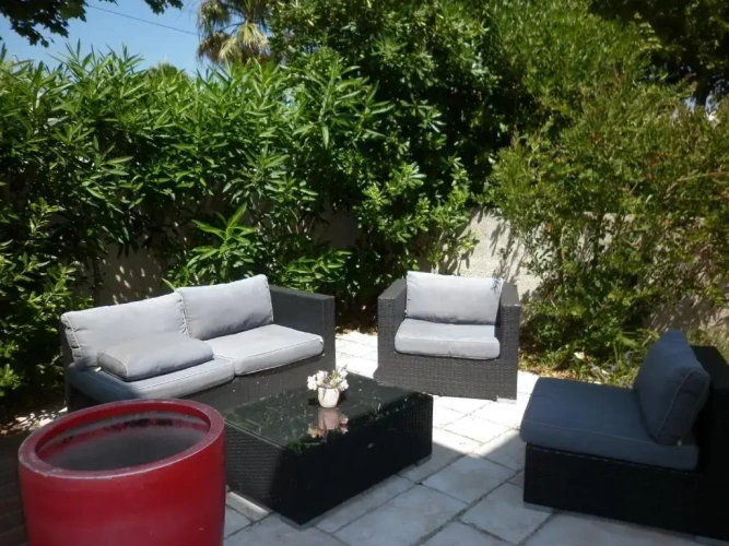 3 Bedrooms Villa