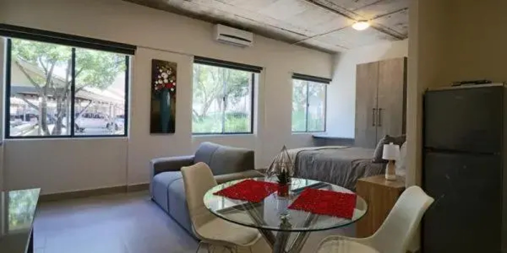 Lakeside Apartments