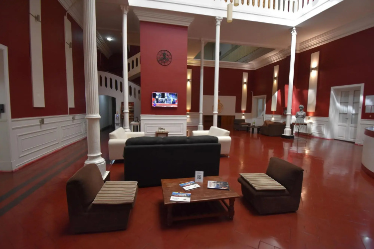 Hotel Plaza