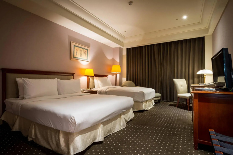 Grand View Hotel