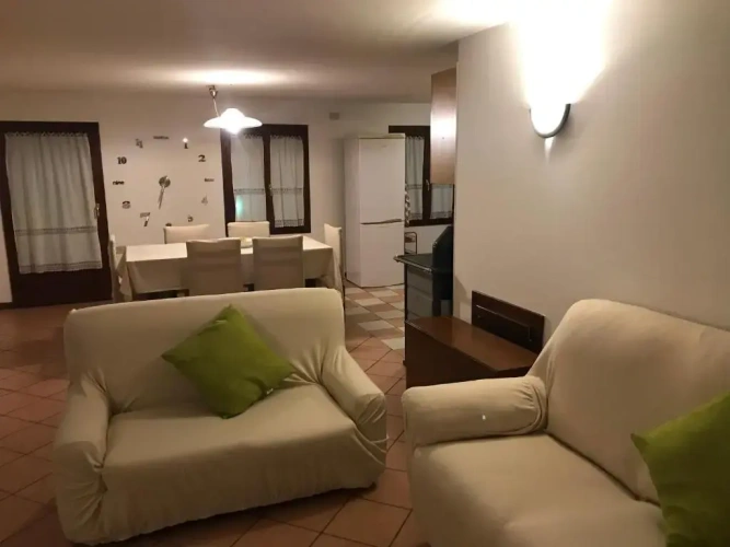 3 Bedrooms Apartment