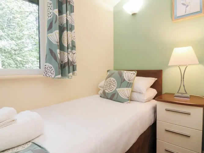 Chalet Log Cabin C8
