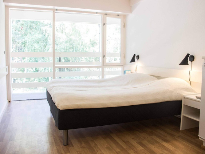1 Room, 2 People, 20m2