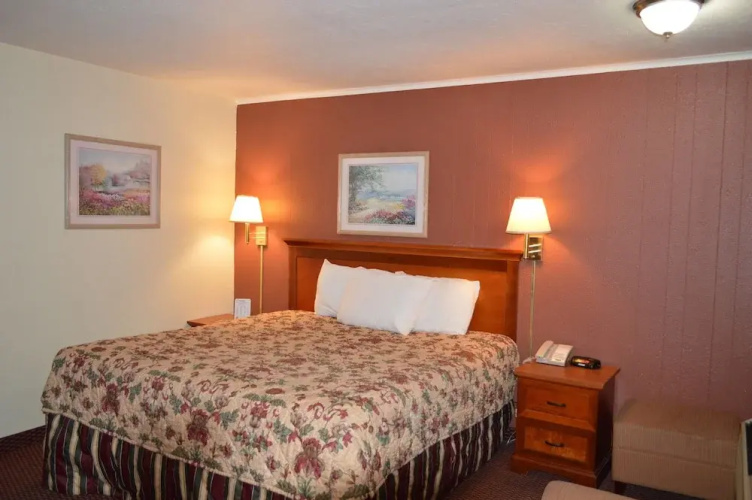 Economy Inn
