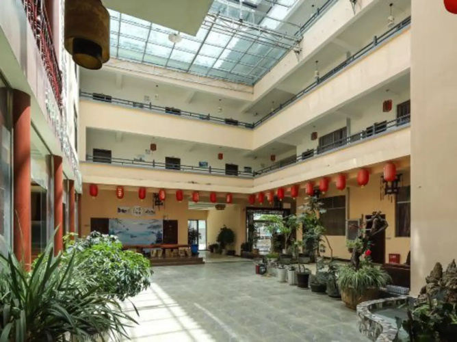 Ziyunju Hotel