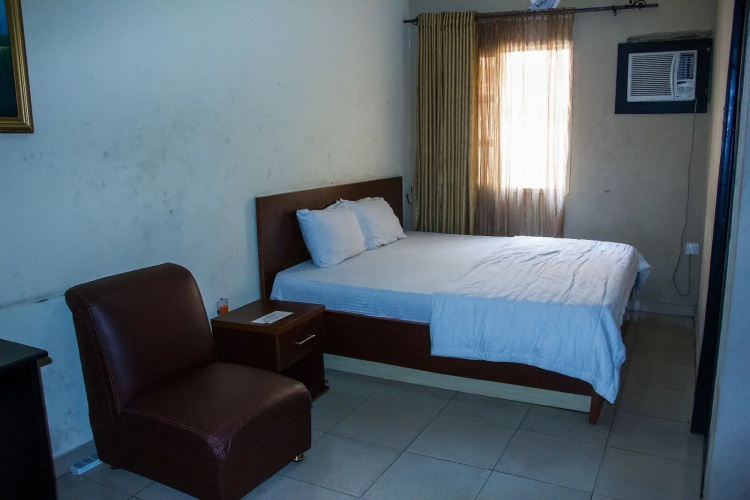 Cavitex Hotel & Suites