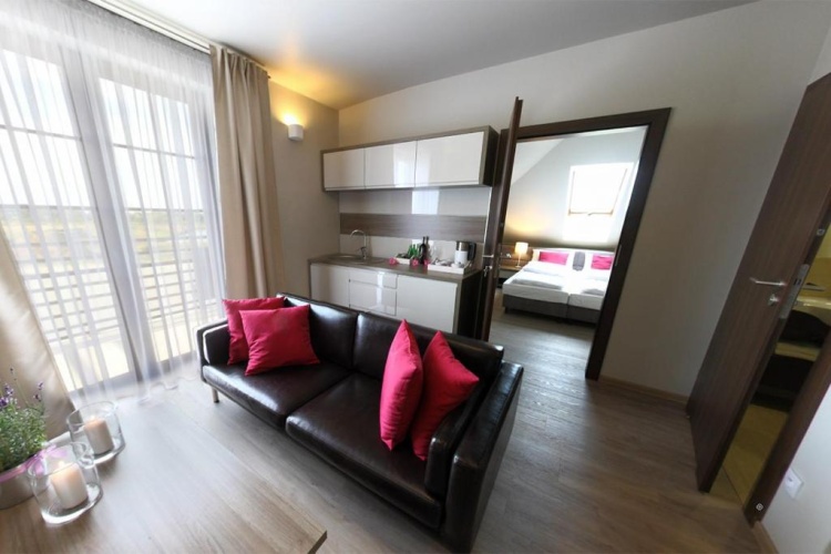 2 Bedrooms Twin Apartment