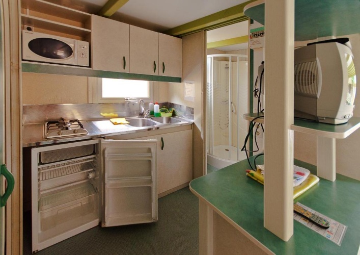 2 Bedrooms Bungalow