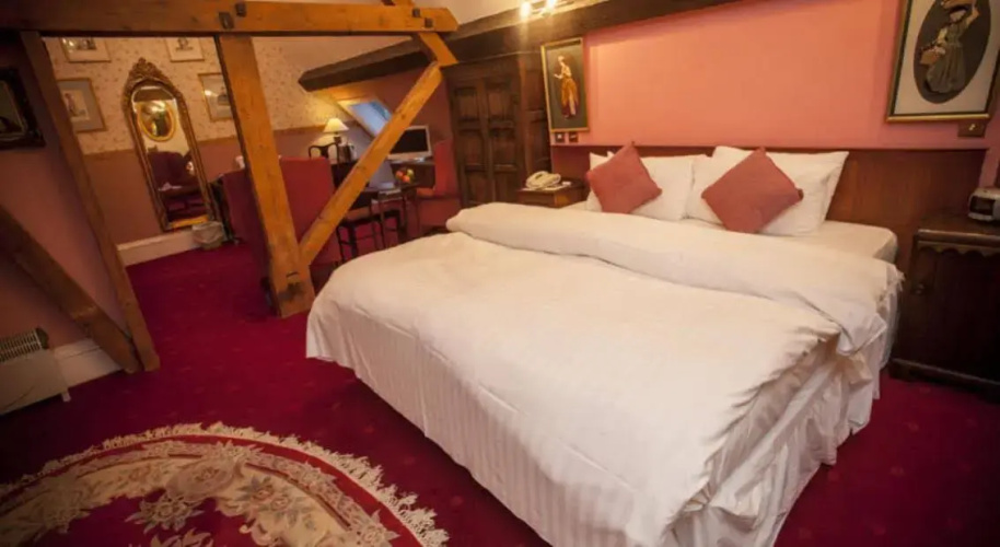 Wroxall Abbey Hotel