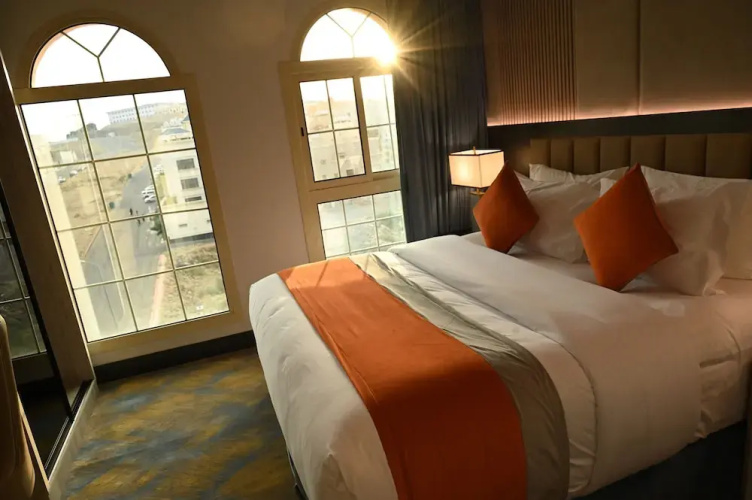Aman Hotel ALmaali