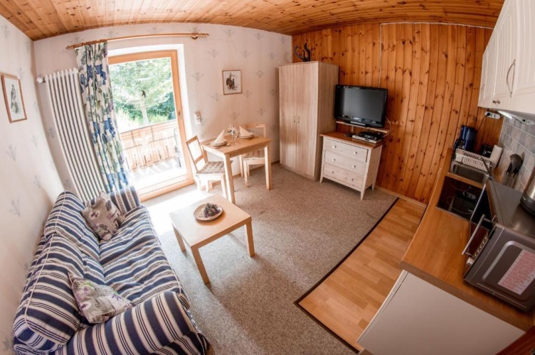 Apartment with balcony
