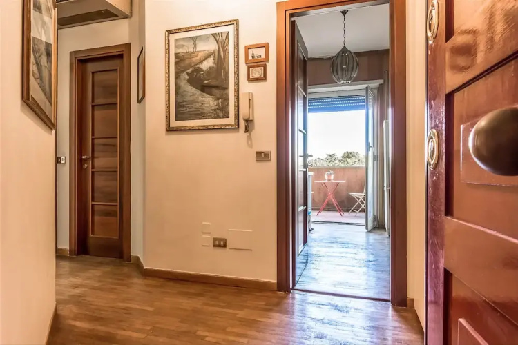 Porta Portese Apartment