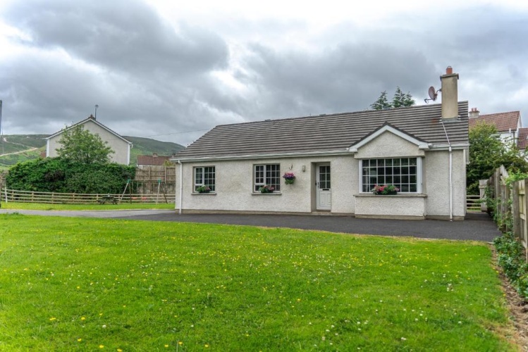 3 Bedrooms Cottage