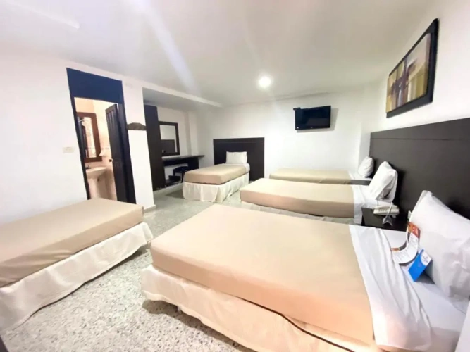 Standard Triple room