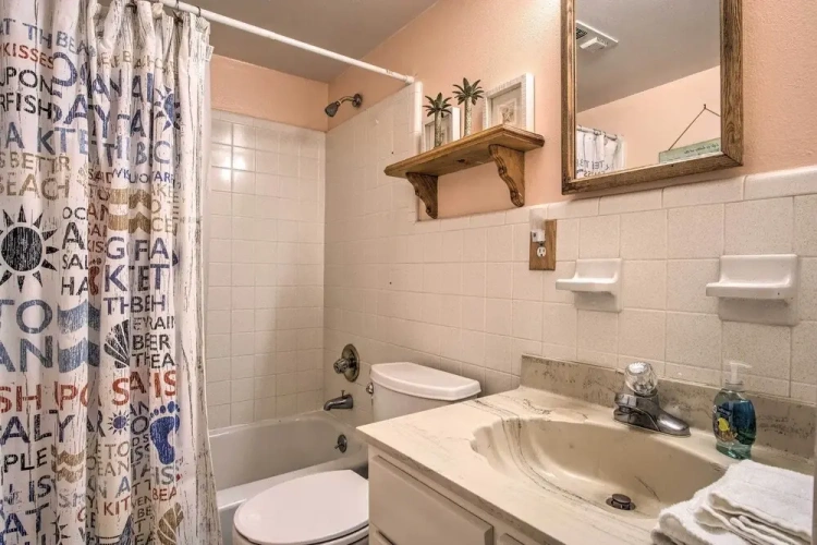 3 Bedrooms Apartment