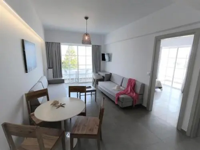 Alos Suites