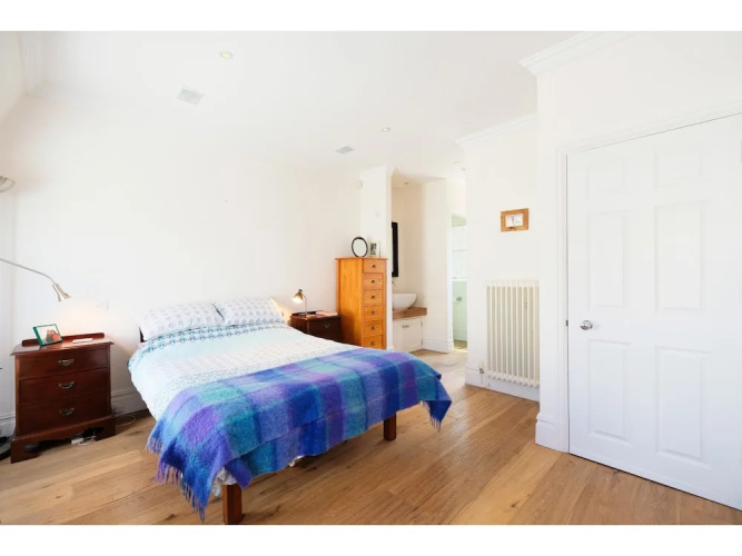 3-br Spacious Flat in Central London
