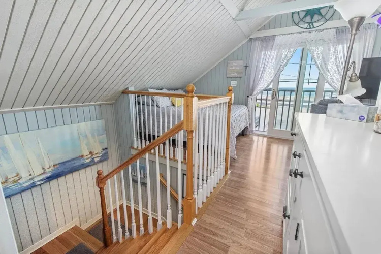 Private Condo w Ocean Views Next to Beach