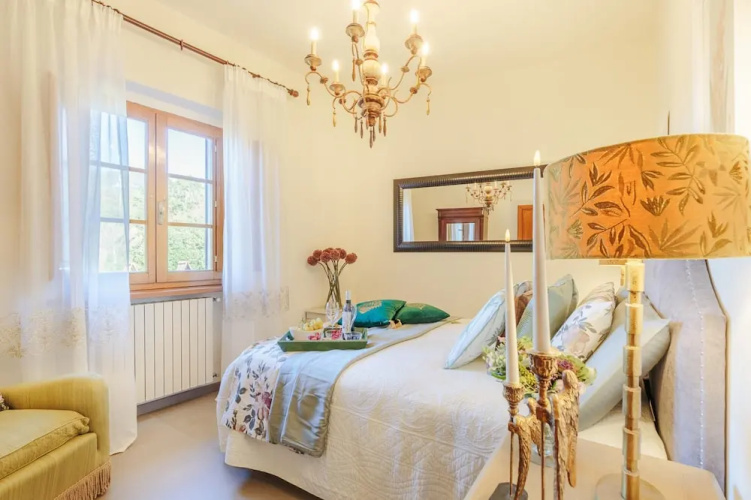 Amore Farmhouse Retreat