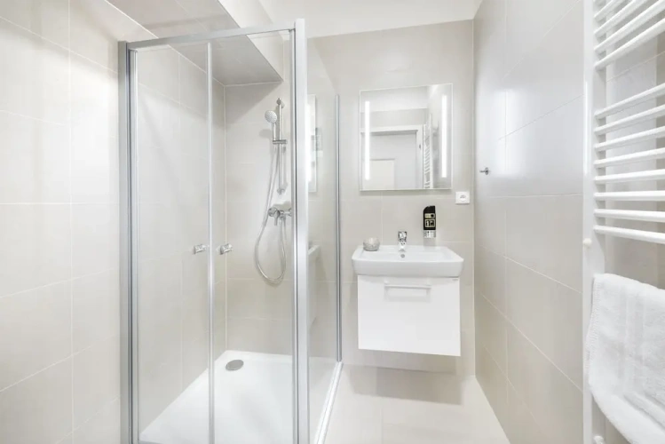 2 Bedrooms Apartment with balcony and with city view