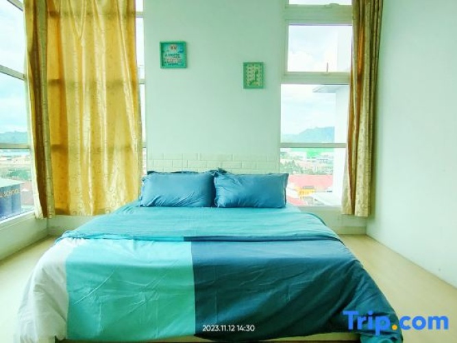 3 Bedrooms Apartment