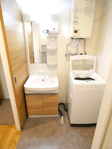 Alpha Square Minami 6 Jo 405