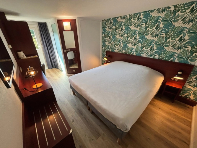 Kyriad Bordeaux- Lormont