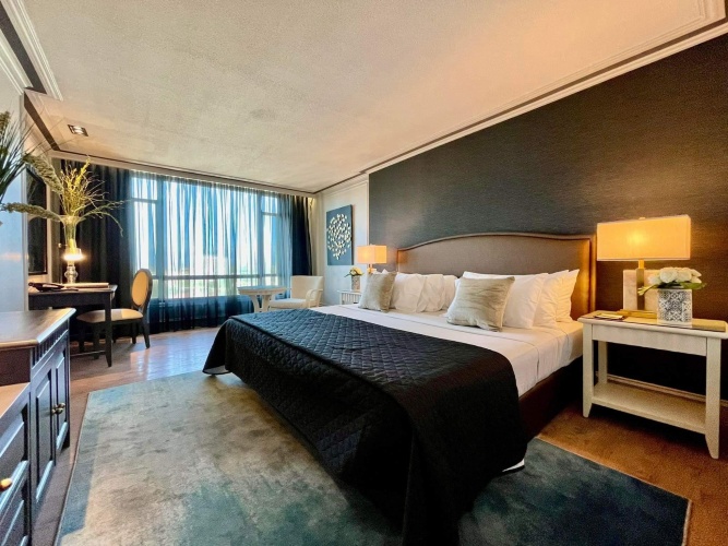 Premier Double room with view