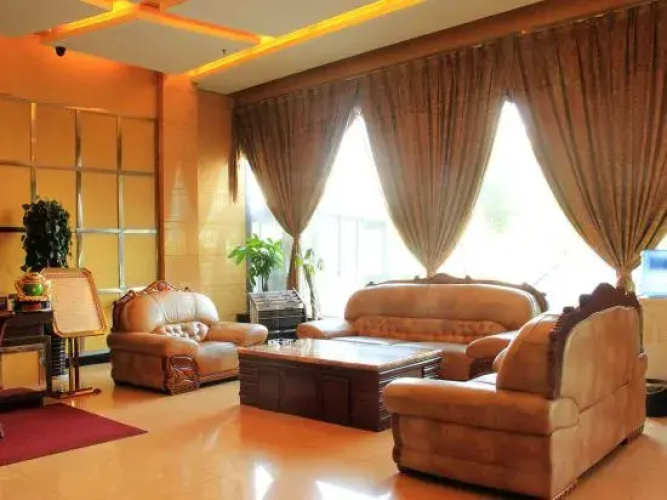 Dengzhou Dahe Business Hotel