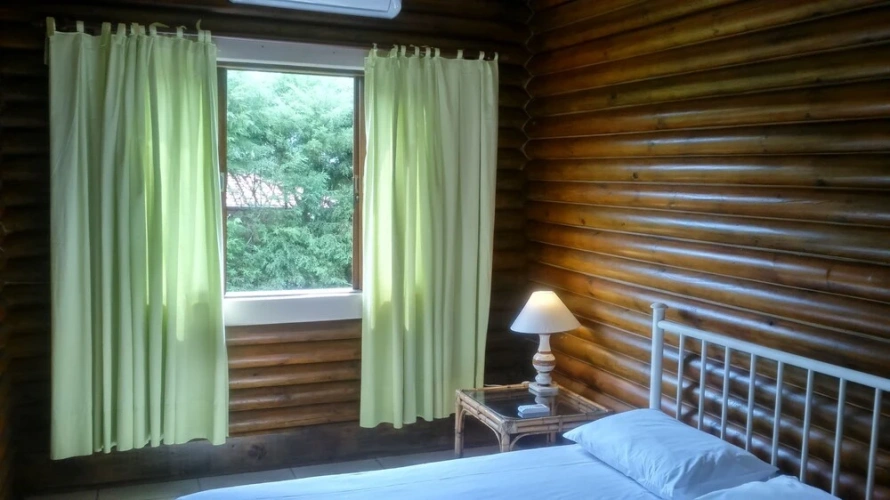 4 Bedrooms Cottage