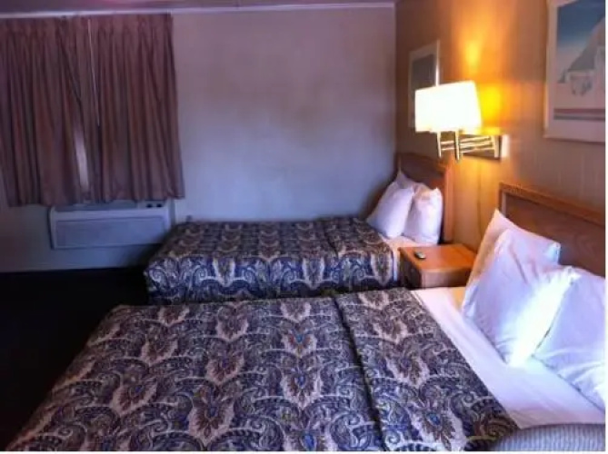 Silver Spur Motel Lander