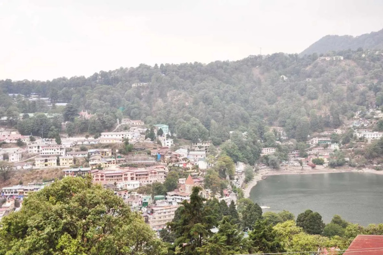 Ekam Lodge