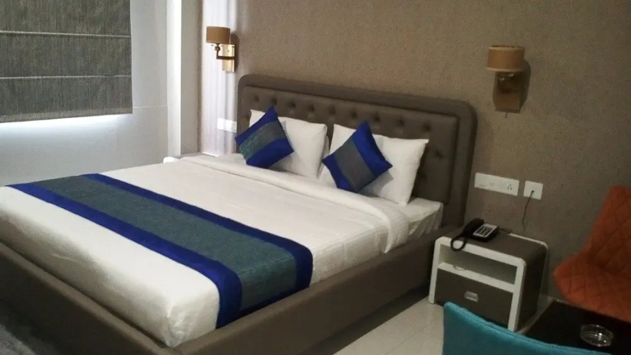 Hotel Ramson Crown