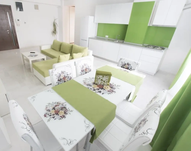 2 Bedrooms Apartment
