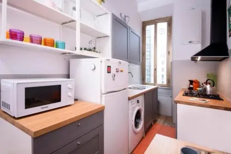 Interno 6 San Pietro
