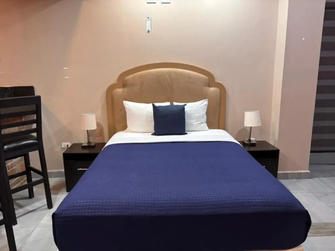 1 Bedroom Suite