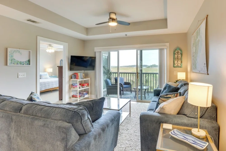 3 Bedrooms Apartment